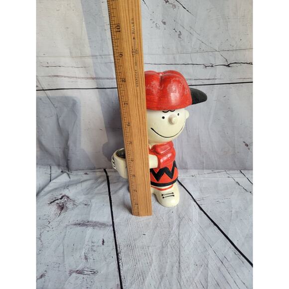 Charlie Brown Red Baseball Cap Hallmark Candle Holder Vintage Chalkware READ - Picture 5 of 7
